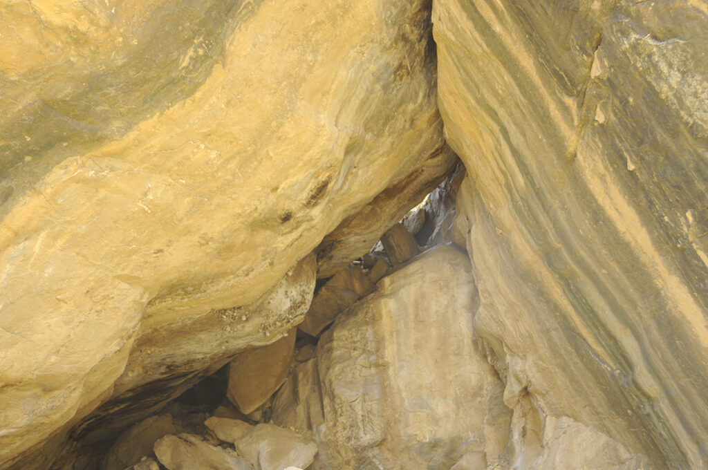 mumba rockshelter with nduwa tours