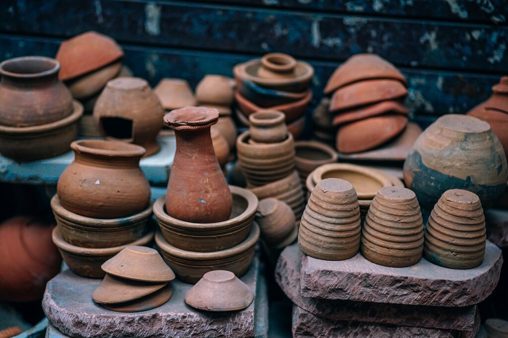 ancient, pottery, pots-2179091.jpg